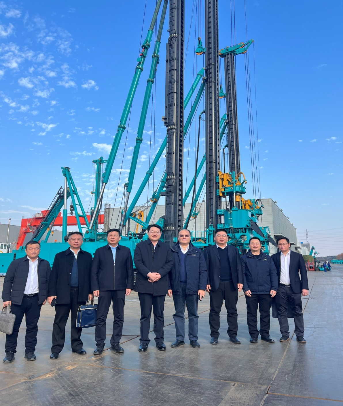 强强联合，，，，，，同营生长！币游国际智能与中铁六局路桥公司签署战略相助协议