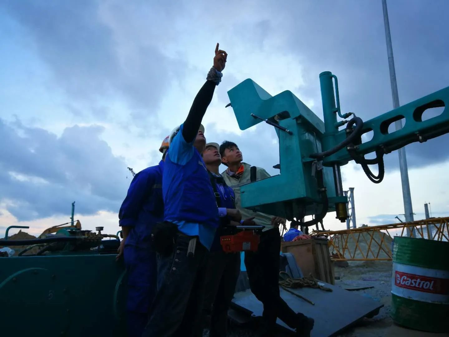 看币游国际工匠们怎样用一双巧手“拿捏”事情、创立“事业”