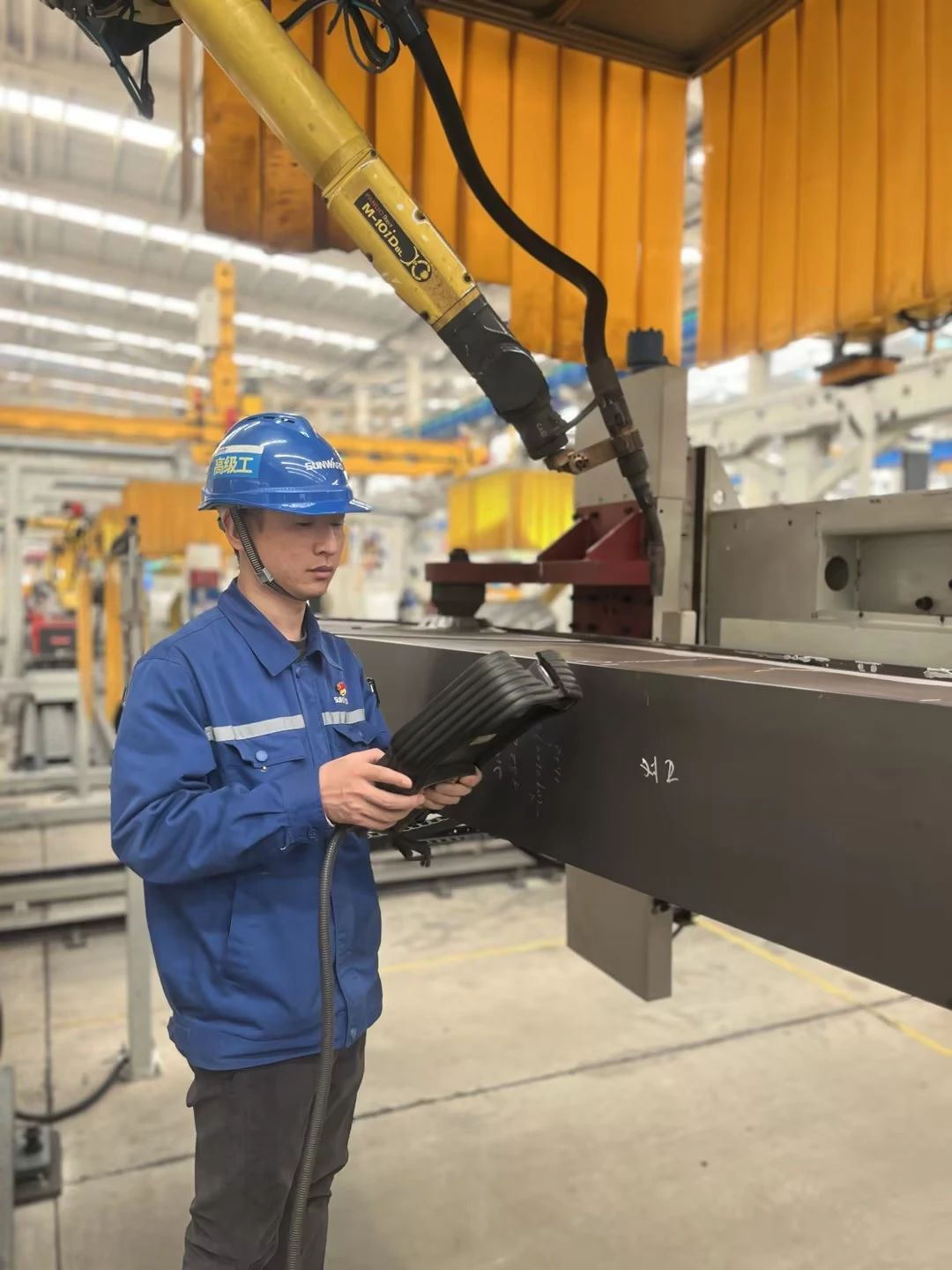 看币游国际工匠们怎样用一双巧手“拿捏”事情、创立“事业”