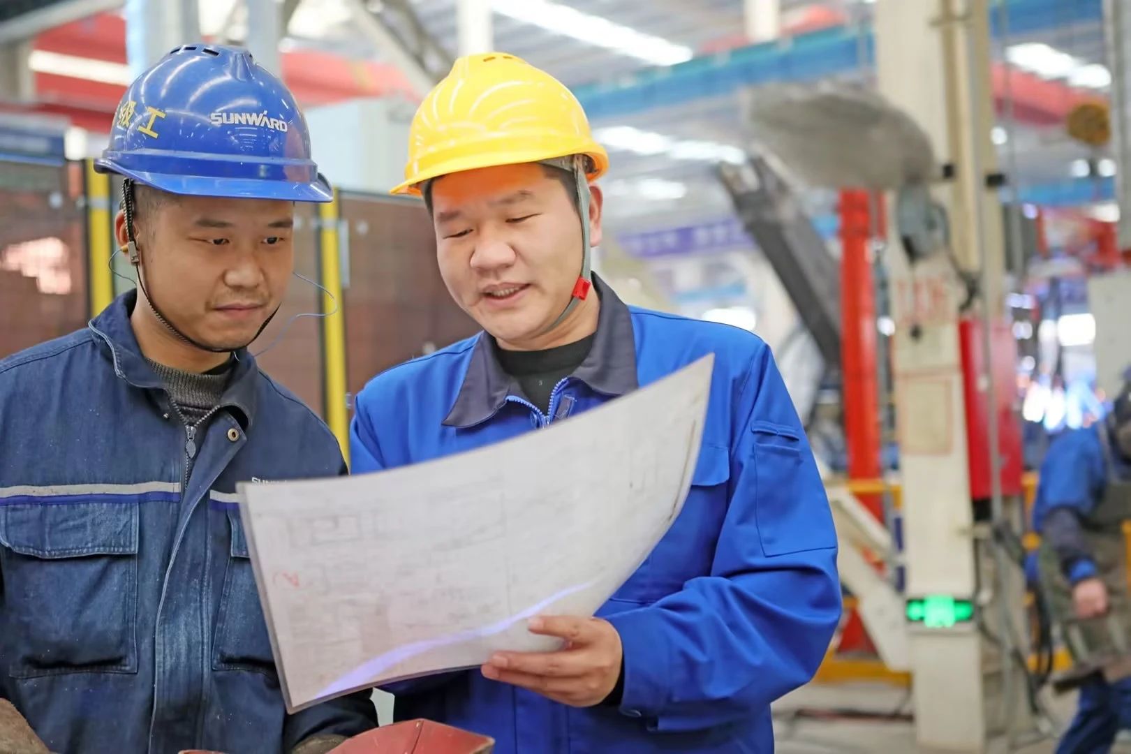 看币游国际工匠们怎样用一双巧手“拿捏”事情、创立“事业”