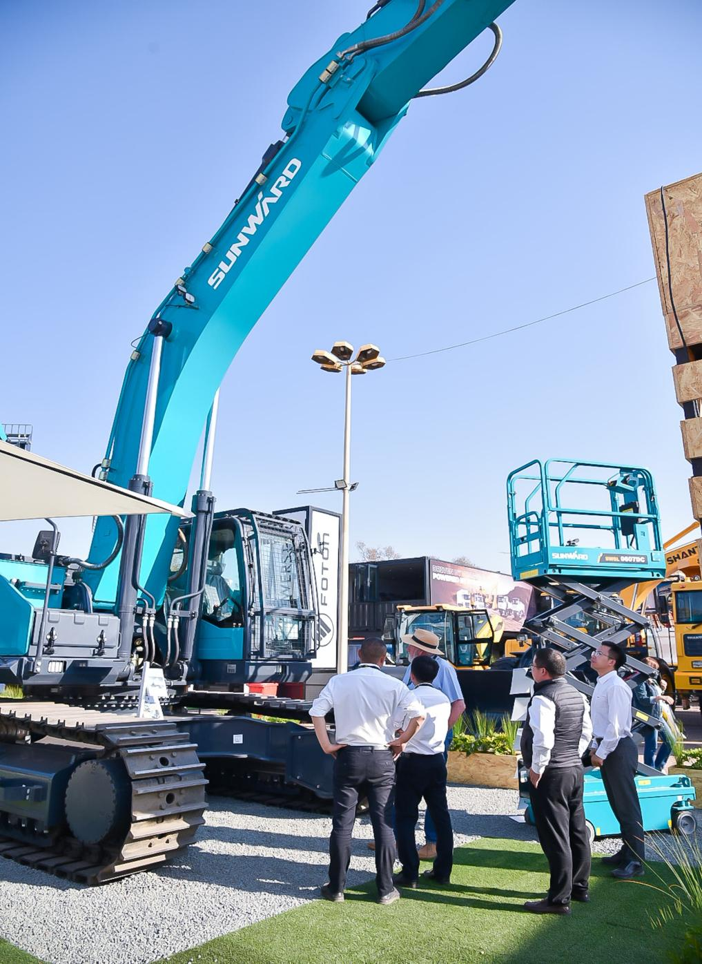 跨越山海，，，，，，重器远航！币游国际智能亮相南非最大矿业展会