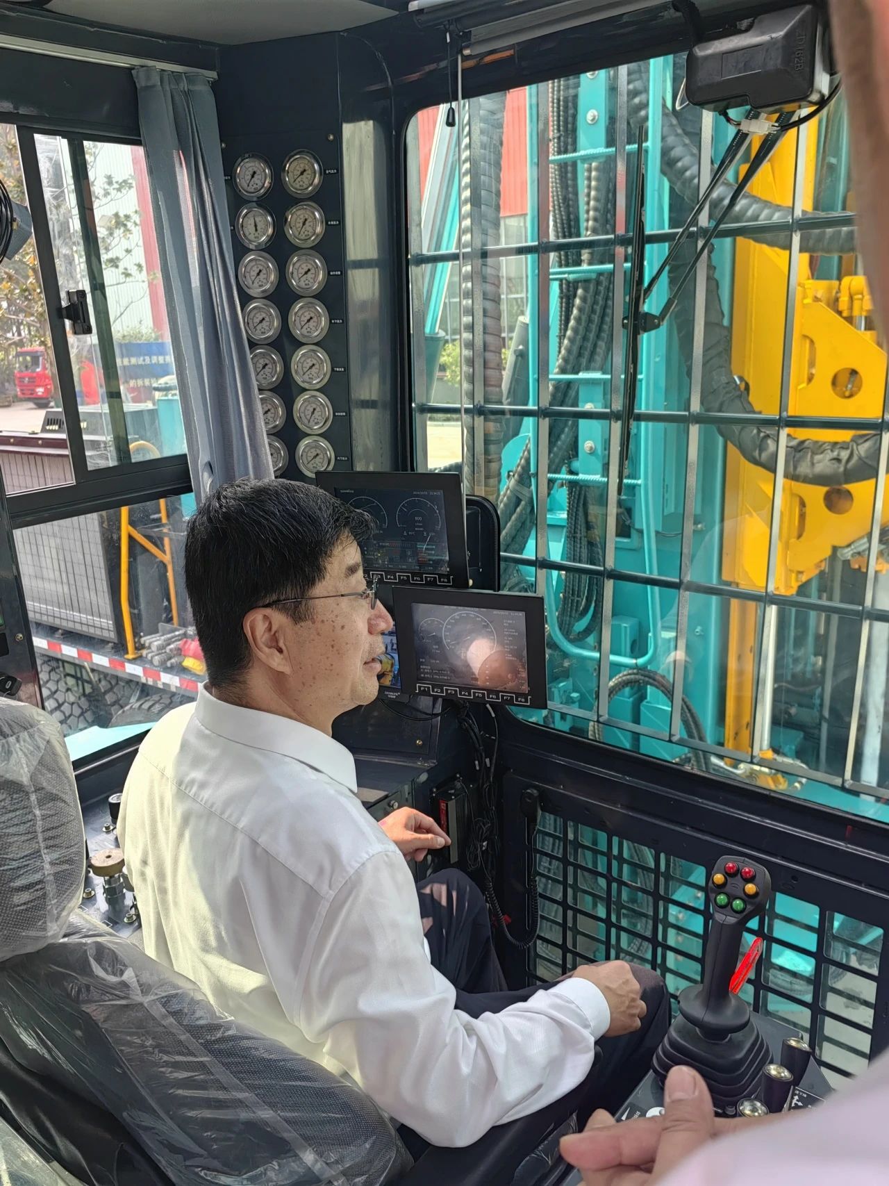 币游国际智能立异装备亮相天下矿山钻探（应抢救援）手艺竞赛