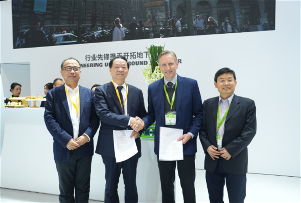 智造空间，，，，，价值共生！广州币游国际精彩亮相2024上海宝马展