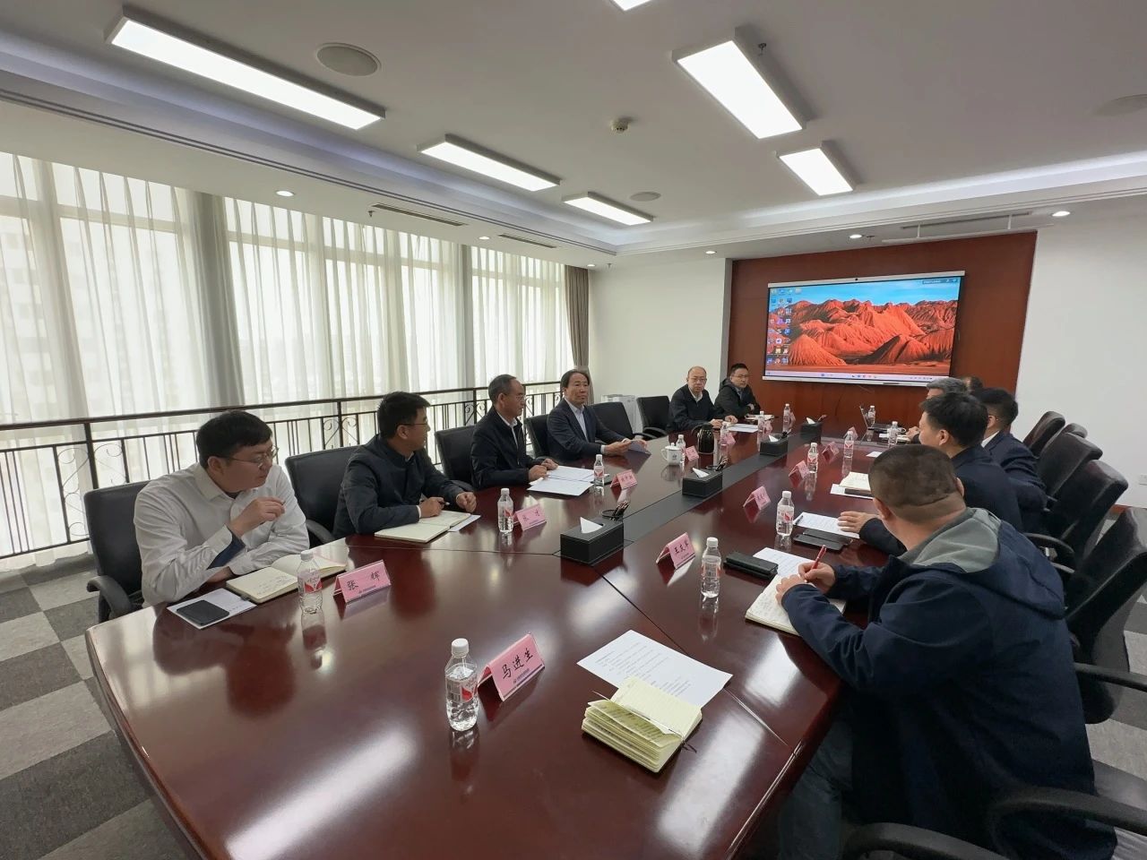 币游国际智能董事长付向东带队造访中煤地质总局、大地特勘公司