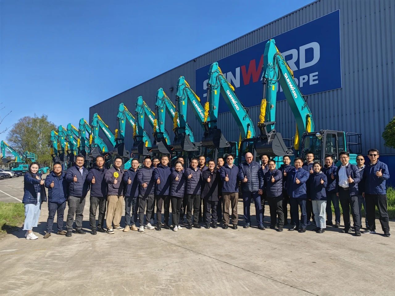 币游国际智能董事长付向东带队赴欧洲子公司考察调研