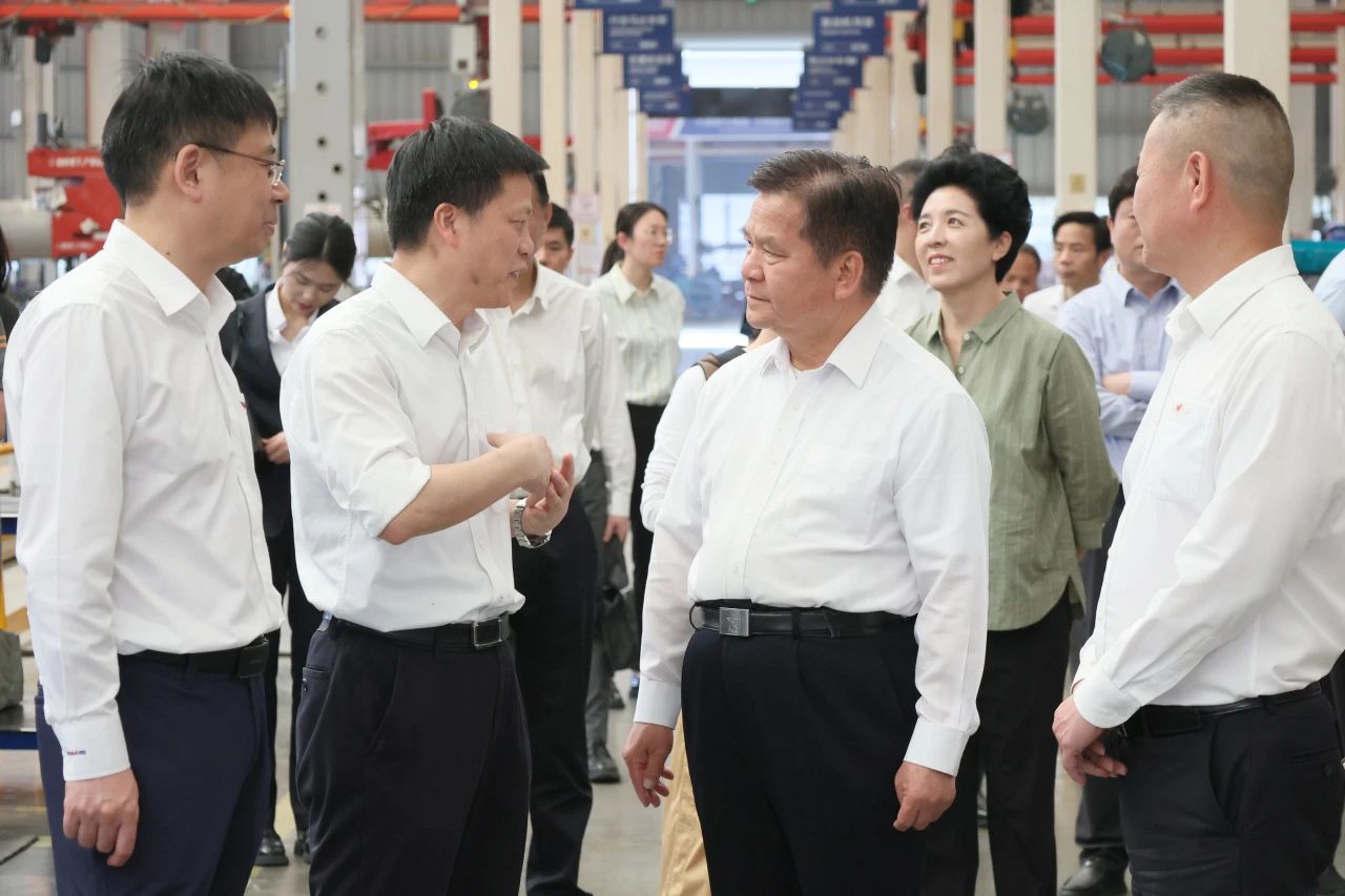 李纪恒调研币游国际智能