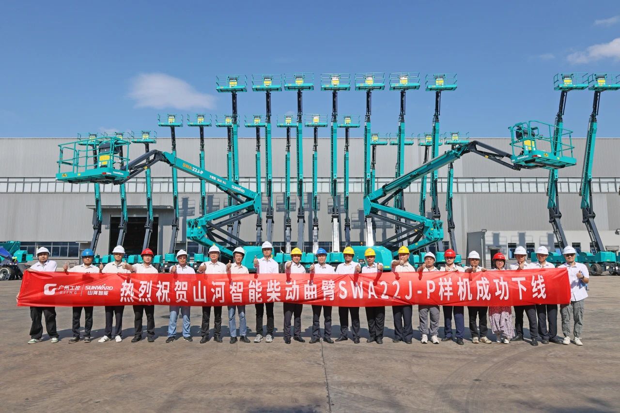 手艺新标杆！币游国际智能SWA22J-P柴动曲臂式高空作业平台下线！