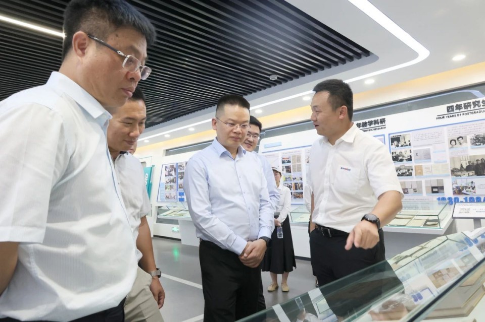 共商相助，，，，，，建华控股有限公司董事长汪贵华到访币游国际智能