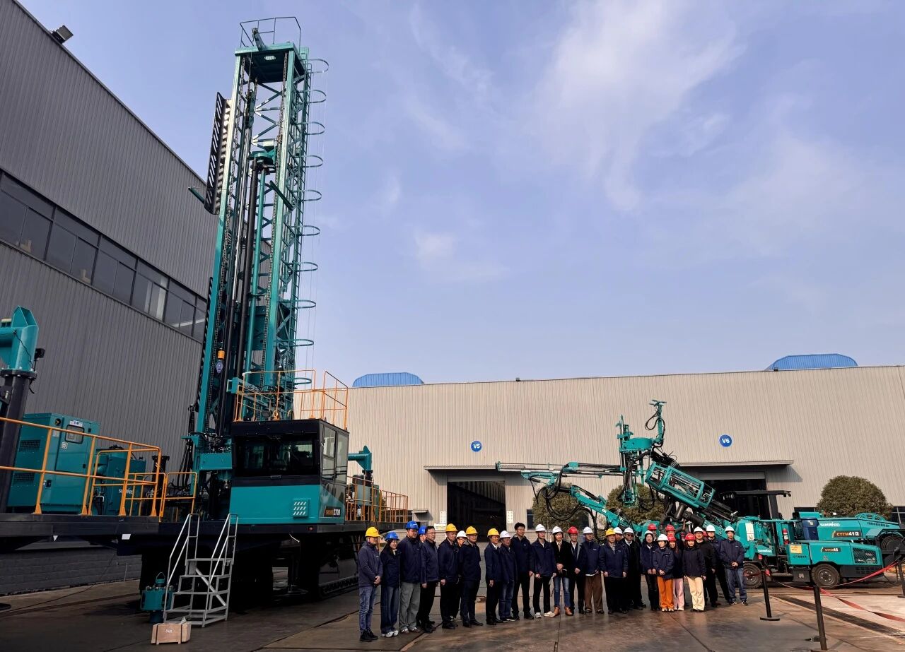 币游国际智能最大牙轮钻机进军南美高端矿山市场，，，彰显中国制造硬实力
